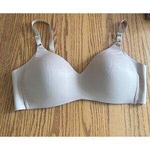 Warners Light Beige Full-Coverage Wireless Bra 38C Comfortable Everyday Wear
